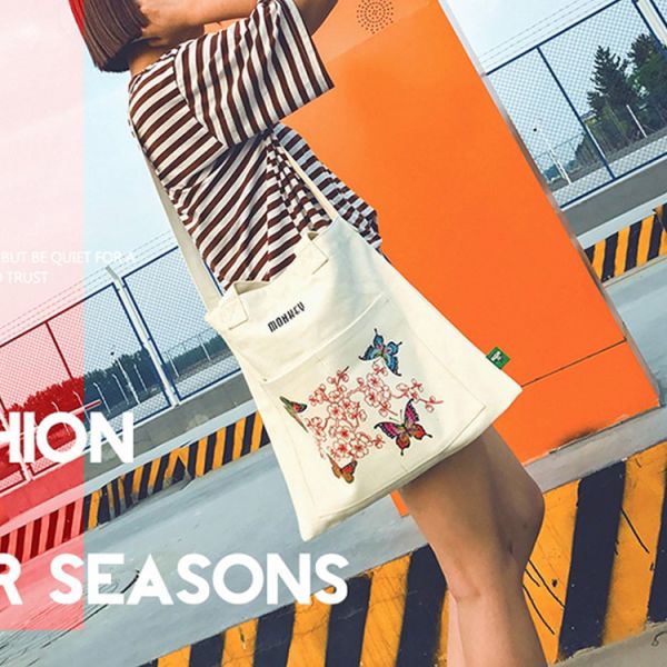Canvas shoulder bag 2018 Korean version of new personalized shopping bag fashion messenger bag