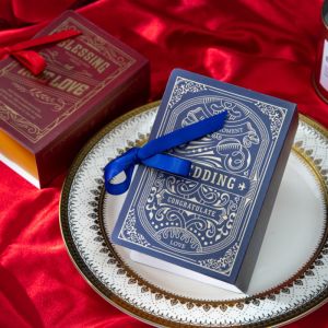 Surface Finish Matt Laminated Chocolate Gift Box Customized Sizes Ferrolite