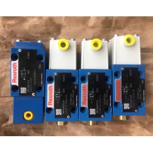 R900927230 Hydraulic Control Valve Rexroth Proportional Valve 4WREE10E75-23