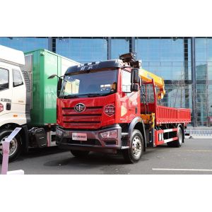 China Pickup Truck Mounted Crane FAW J6L 220hp XCMG Straight Arm Crane 8 Tons Brand New on sale