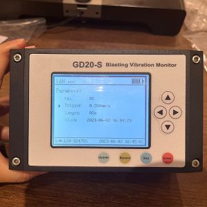 Blasting Vibration Monitoring Equipment Ground Vibration Monitor 35cm / S
