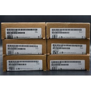 Siemens Digital I/O Module for use with S7-300 Series, 125 x 40 x 120 mm, Digital, Digital, SM 1222, 24 V dc, SIMATIC