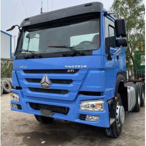 Automatic Transmission Tipper used HOWO 371hp tractor Your Best Bet for Transportation 	constructing a building