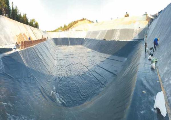 Quality Premium Virgin HDPE Smooth Geomembrane Liner: Engineered from Superior Resins for Maximum Durability & Chemical Resistance wholesale