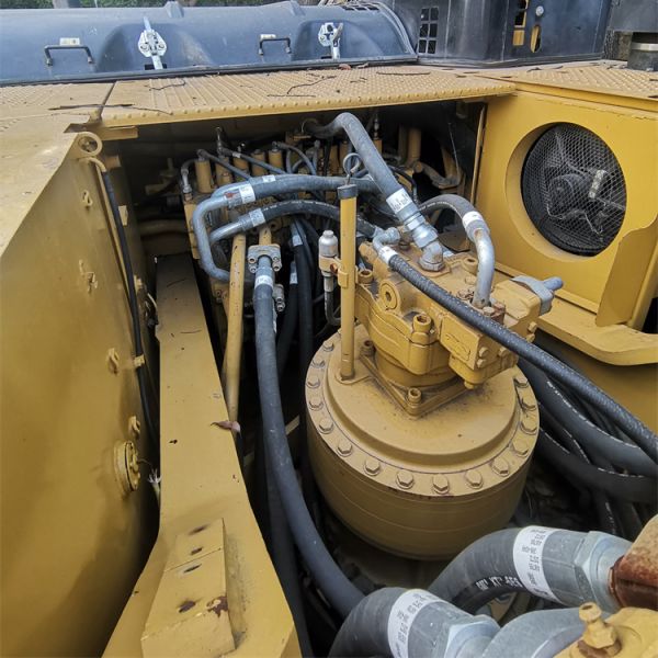 Original 36 Ton CAT 336D2 Excavator from Japan Large Size with 1.8 m3 Bucket Capacity