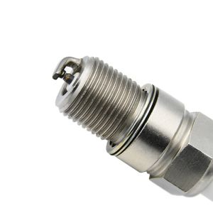 R5GL12-77 Spark Plug M18x1.5 Thread 20.6mm Reach Iridium Electrode