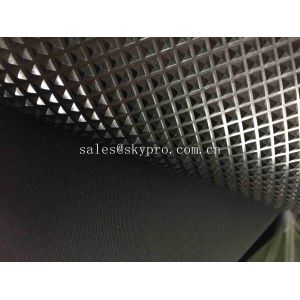 High Resilience Natural Gym Recycled Rubber Mats Diamond Pyramid Pattern