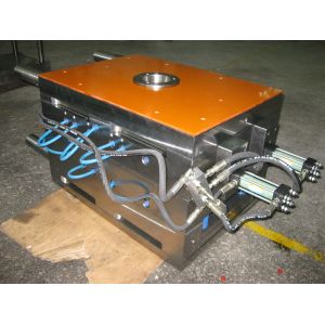 S136 2316 Custom Injection Mold , NAK80 Multi Cavity Plastic Mold Maker