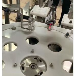 Multi Head Automatic Cosmetic Filling Machine 20-50BPM