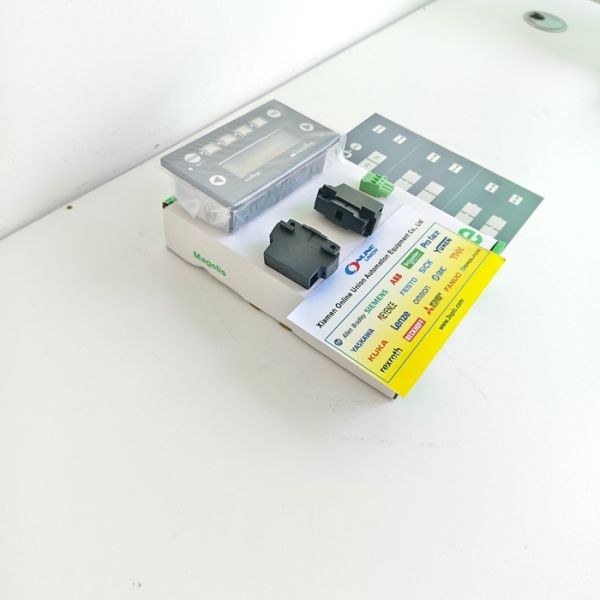 Quality XBTN401 Schneider Small panel with keypad, with matrix screen wholesale