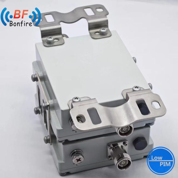 Quality 200W Triplexer RF Diplexer 2 Way UHF Combiner with N-50K Connector 1710-1880 1920-2170MHz wholesale