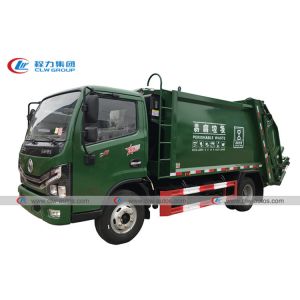 Dongfeng 4x2 8CBM Diesel Engine Sanitation Vehicle