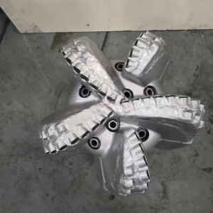 API Fixed Cutter Bit 9-1/2 Inch Diamond PDC Drill Bit Of Oil Rig Drill