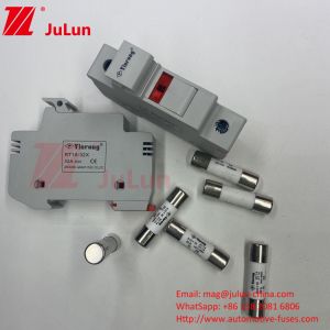 Holder With Ceramic Fuse For PV Module Protection 15A Solar PV Fuse 1000V 10