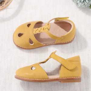 China Round Toe Leather School Shoes  Yellow Leather Cute Baby Shoes on sale