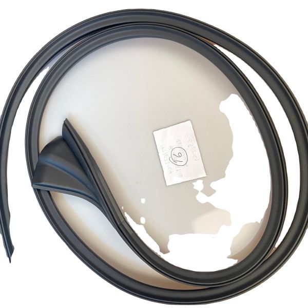 Quality Customized Car Window Seal Strip Rubber for Y Model OE NO. 1497677-04 wholesale