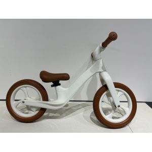 China 2 Wheel Childrens Balance Bikes Perfect For Active And Adventurous Kids on sale