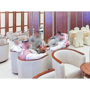 Portable and Flexible Folding Room Dividers with Customized Design for Versatile