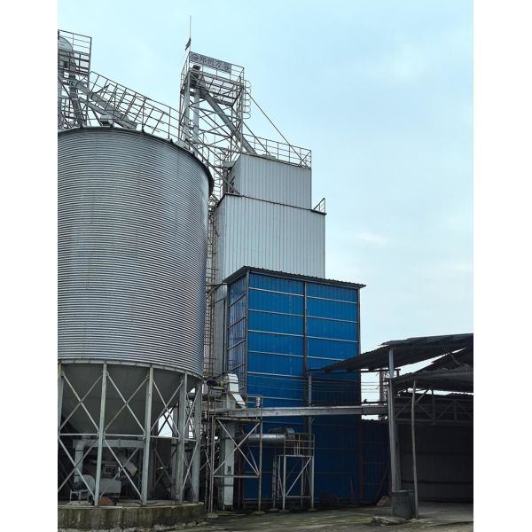 Quality Grain Dryer Machine Clean Hot Air Heating Medium for Drying Uniformity of Paddy Etc wholesale