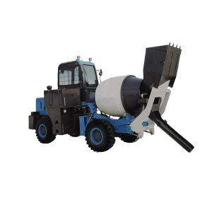 Articulated Steering Self Propelled Feed Mixer CMT600 4 Wheel Driving Off Road