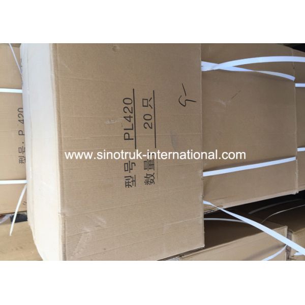 VG1560080311 SINOTRUK Truck Spare Parts Fuel Filter PL420 Standard Size