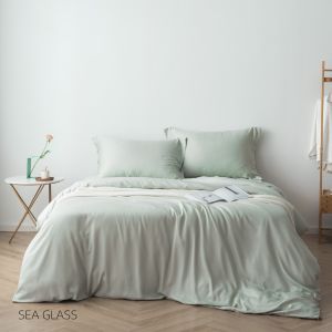 300TC Bamboo Bed Sheets Standard Size and Solid Pattern for a Luxurious Bedding