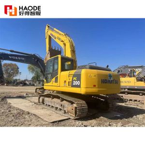 Cheap 103 KW Komatsu SAA6D107E-1 Hydraulic Valve Used PC200-8 20t Excavator with Mini Bucket for sale
