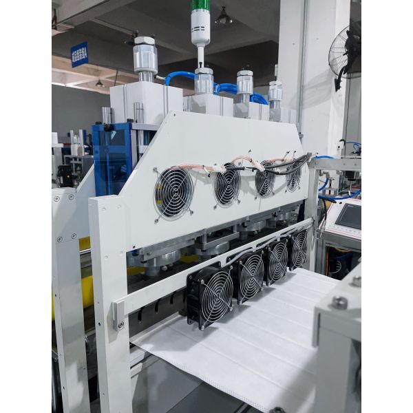 Ultrasonic Pocket Filter Making Machine With Trapezoidal Bag Appearance And Neat