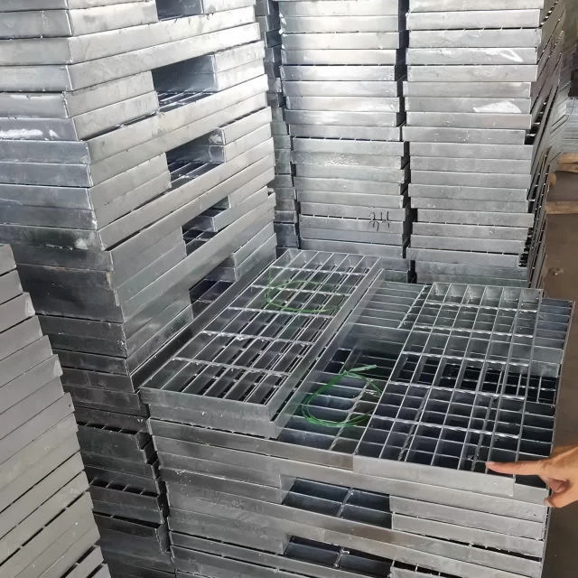 Hot DIP Galvanized Steel Grating 25X5 Steel Grating Weight Per Square Meter