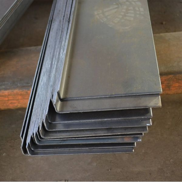 Pressing Carbon Steel Sheet Plate Seamless Alloy Steel Pipe for High-Strength