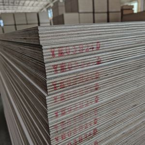 China 4x8 Feet 1/2 3/4 5/8 Thickness Melamine Plywood Price on sale
