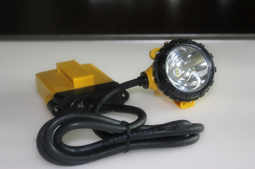 GL12-A IP68 490g Weight 3W 25000Lux 10.4Ah Rechargeable LED Headlamp