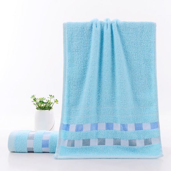 Comfortable Woven Combed Cotton Water Pattern Hotel Towels for Soft and Eco-friendly
