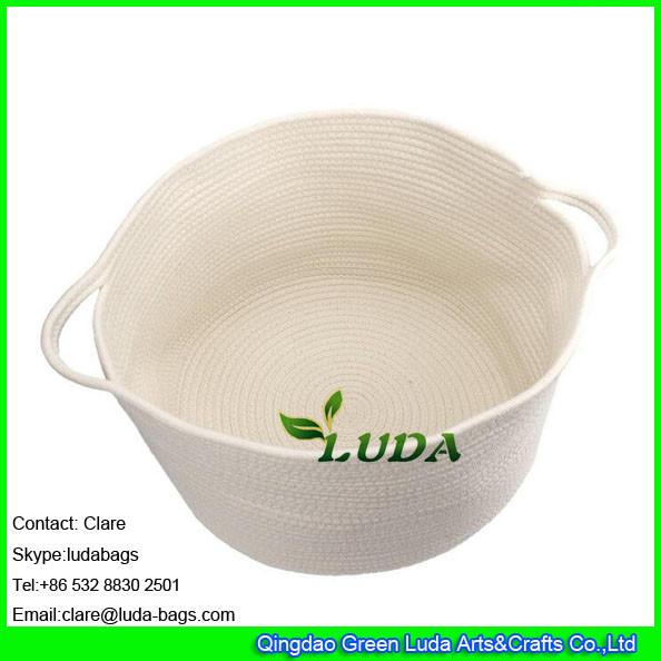 Quality LDKZ-061 white cotton rope storage basket with handles soft durable toy storage nursery bins wholesale