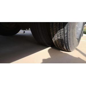 Large Used Yutong Buses Second Hand Tourist Bus 39 Seats 8995 X 2500 X 3450mm