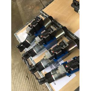 China 4WREE10W1-25-2X/G24K31/F1V
4WREE10W1-50-2X/G24K31/F1V
4WREE10EA50-2X/G24K31/F1V Proportional hydraulic solenoid directional valve, proportional valve, German Rexroth on sale