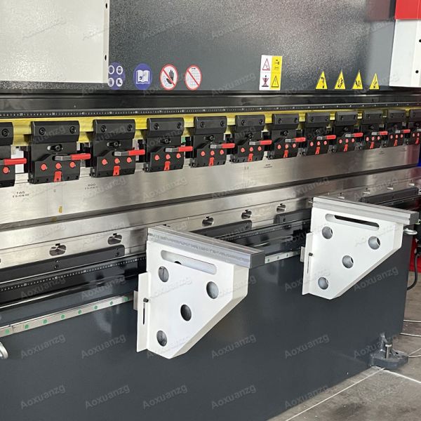 High Accuracy Hydraulic Plate Press Brake Bending Folding Machine With 58T