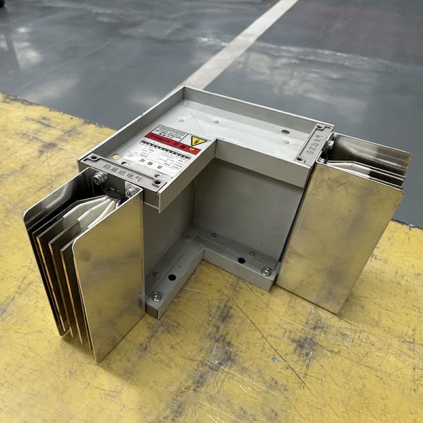 Compact Electrical Busway Low Voltage & Cable System Efficient Copper Enclosure