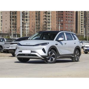 Touchscreen Display Interior Features 2025 Model BYD EV Car with Sunroof and 60