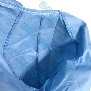 Impervious Sterile SMS SMMS SSMMS Disposable Surgical Gown Integrated Mask