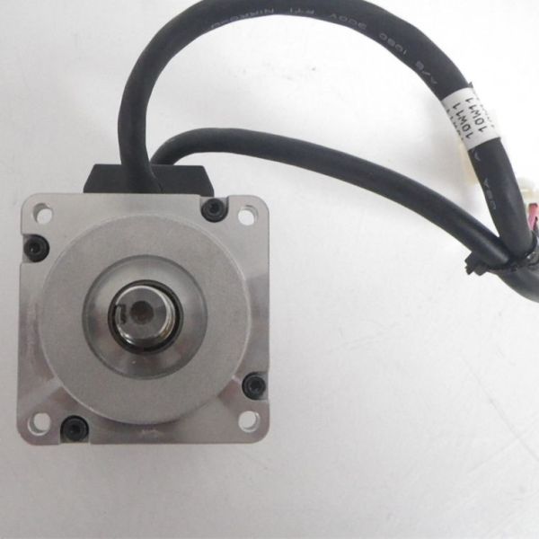 OMRON R88M-G20030H-BS2 AC Servomotor , With INC Encoder 200W , 200 VAC , With