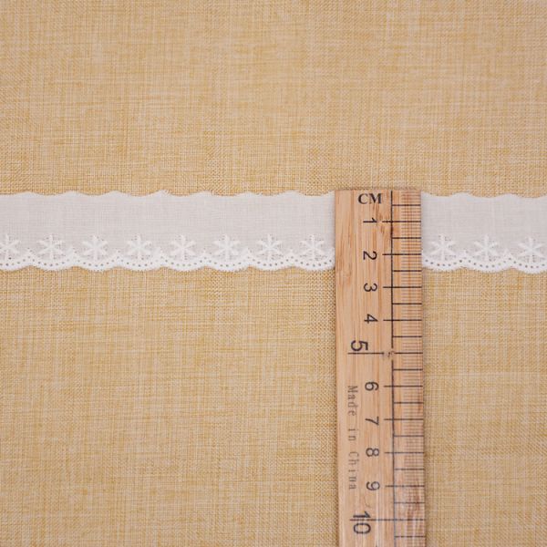 2.5cm Polyester Cotton Embroidery Lace Fabric For Clothes