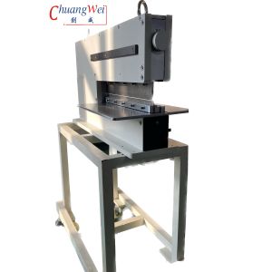 China CWVC-480 Pre-scored PCB V Cut Machine with Noiseless Operation and Adjustable Gap on sale