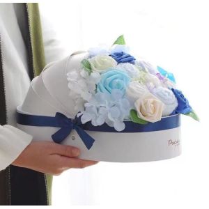 Fresh Rose Arrangement Flower Cake Recycled Cardboard Boxes Custom Logo