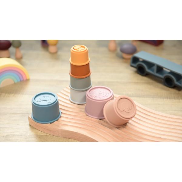 3.mp4.00_00_28_17.Still006