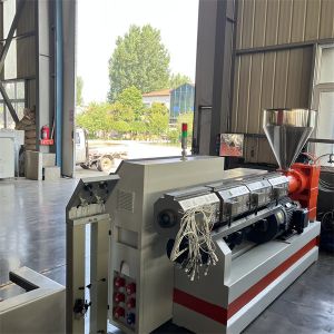 Twin Screw Plastic Extruder Machine , PVC Two Screw Extruder