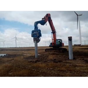 Cheap 372KN Vibro Pile Hammer: Solar Construction Piling, High Efficiency &amp; Accurate Operation for sale
