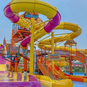 Large Venue Full Size Map Customized Factory Cheap Water Park Slide High-quality