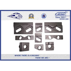 Cheap Weldable Base Railway Clips/Double Holes Rail Clips With Integral Rubber Block And Upper Clip In Railroad for sale