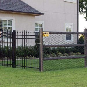 Plastic Coated Decorative Chain Link Fence with High Tensile Strength and